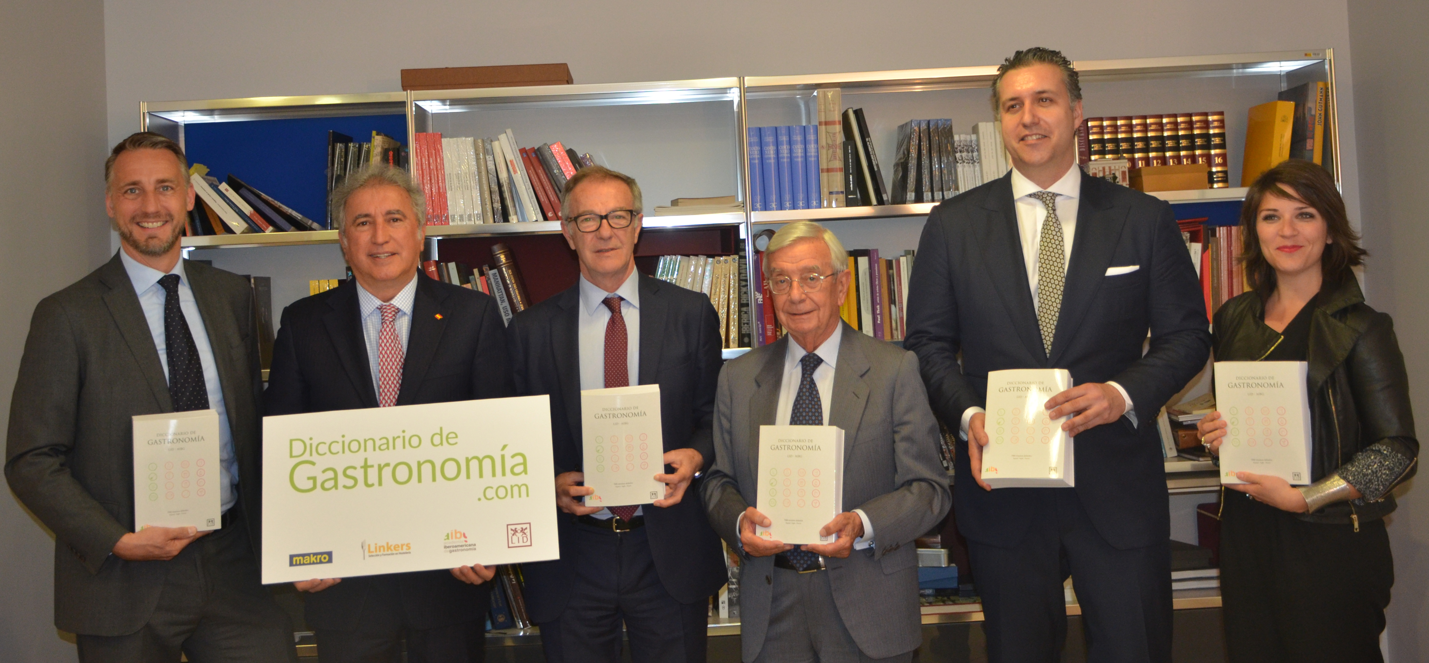José Guirao presenta el Diccionario de Gastronomía de la Academia Iberoamericana de Gastronomía (AIBG) y LID editorial